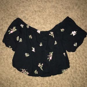 American eagle crop top